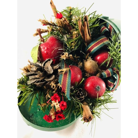 VINTAGE CHRISTMAS DECORATION GreenTin Mailbox Floral Fruit Arrangement - Picture 3 of 9